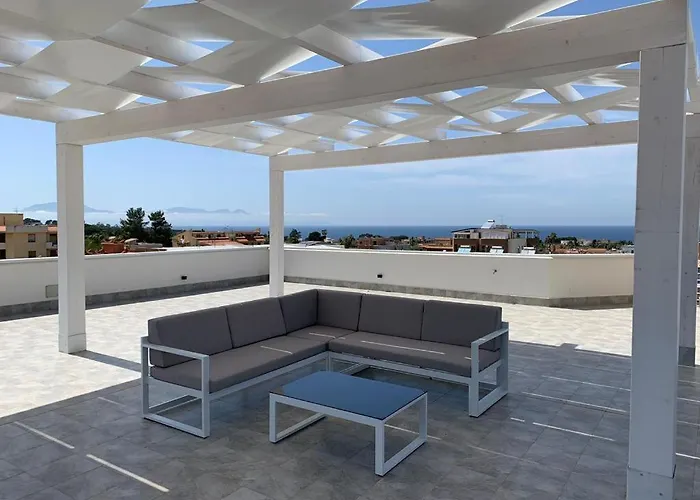 Terrace Ini